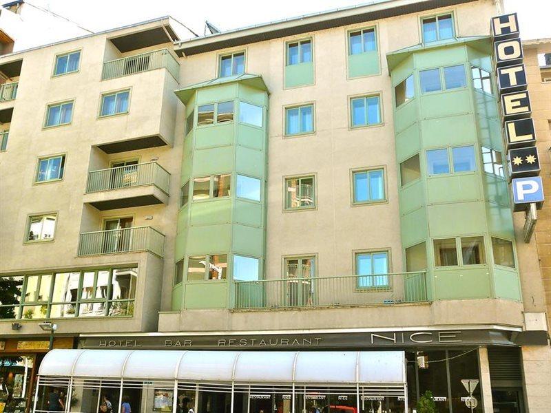 Hotel Nice ลาเซวดูร์เชย์ ภายนอก รูปภาพ