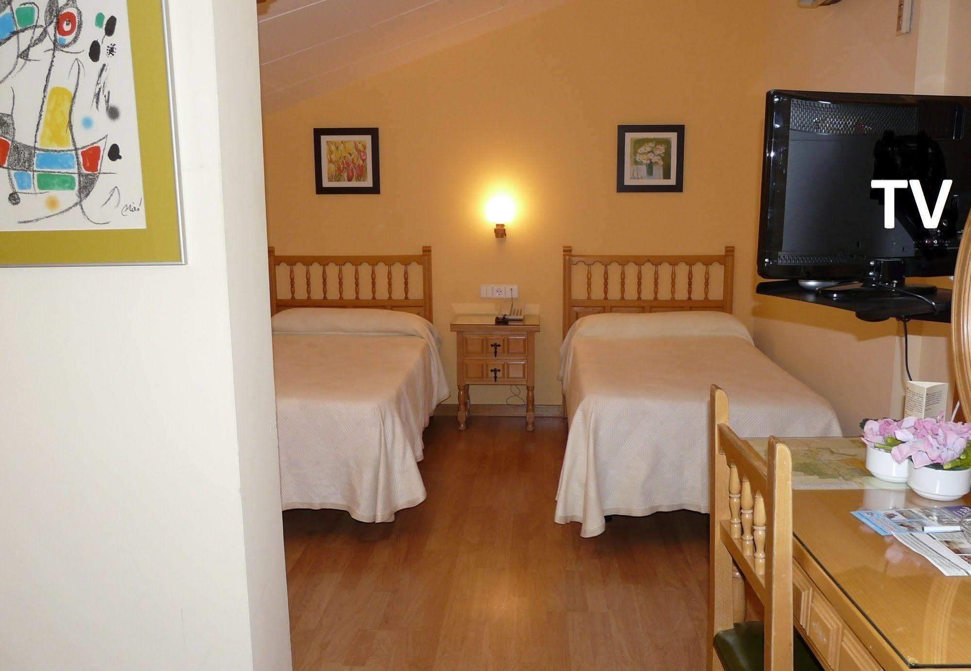 Hotel Nice ลาเซวดูร์เชย์ ภายนอก รูปภาพ