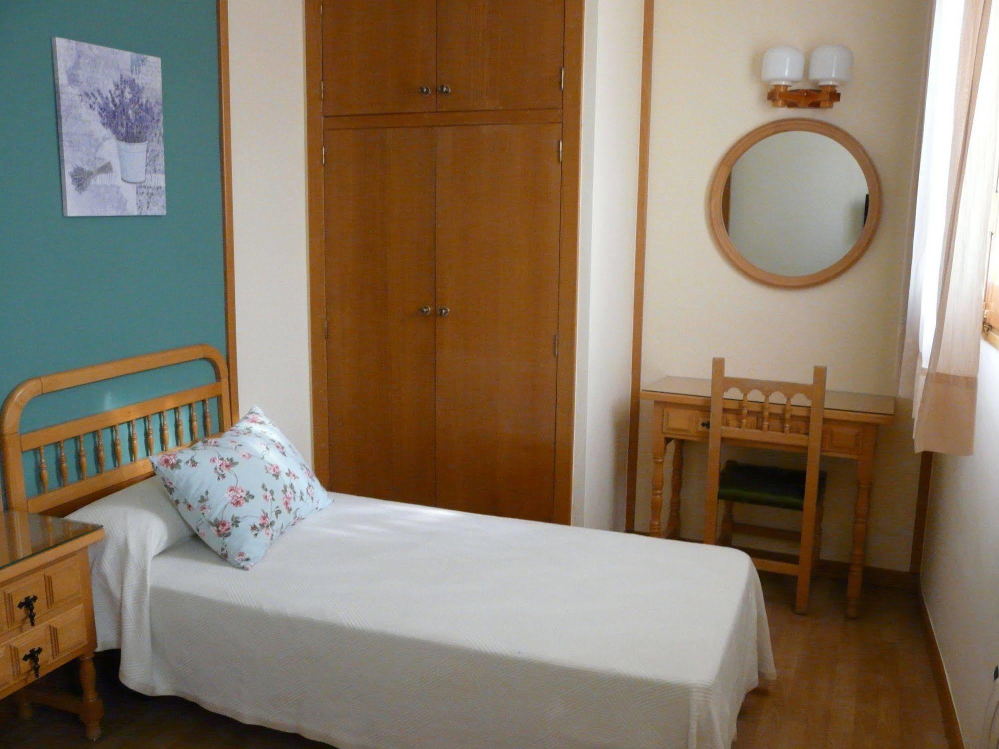 Hotel Nice ลาเซวดูร์เชย์ ภายนอก รูปภาพ